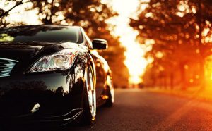 Những đồ vật không nên để lại trong xe vào thời tiết nắng nóng!